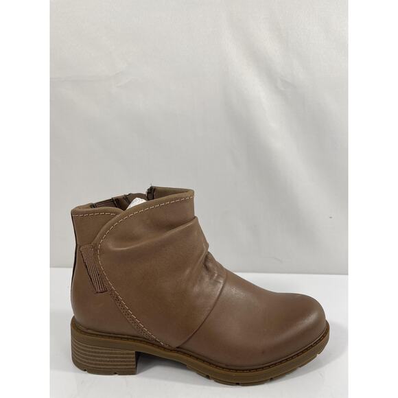 Clarks Boots Womens Size 8W Brown Leather Hearth Sofia Ankle Zip Booties Comfort - Picture 5 of 15